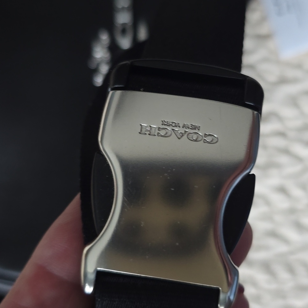 * Like New * Coach belt bag - Picture 3 of 9